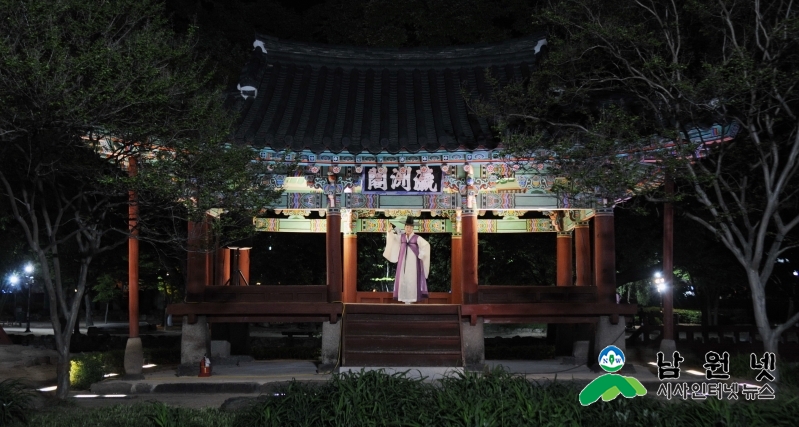 0510문화예술과-남원시립국악단 광한루의 밤풍경1.jpg