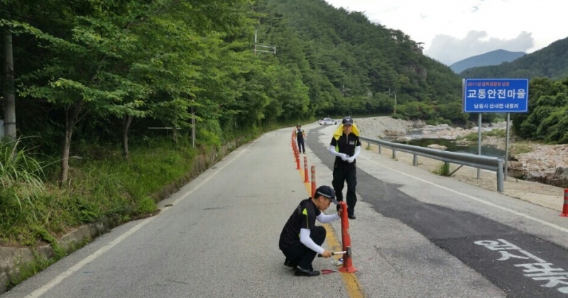 2016.7.13.남원서,뱀사골 중앙분리봉설치.jpeg